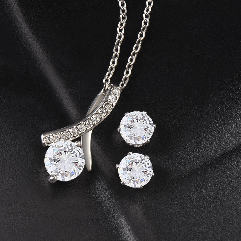 Alluring Beauty Pendant with Earrings - for Women